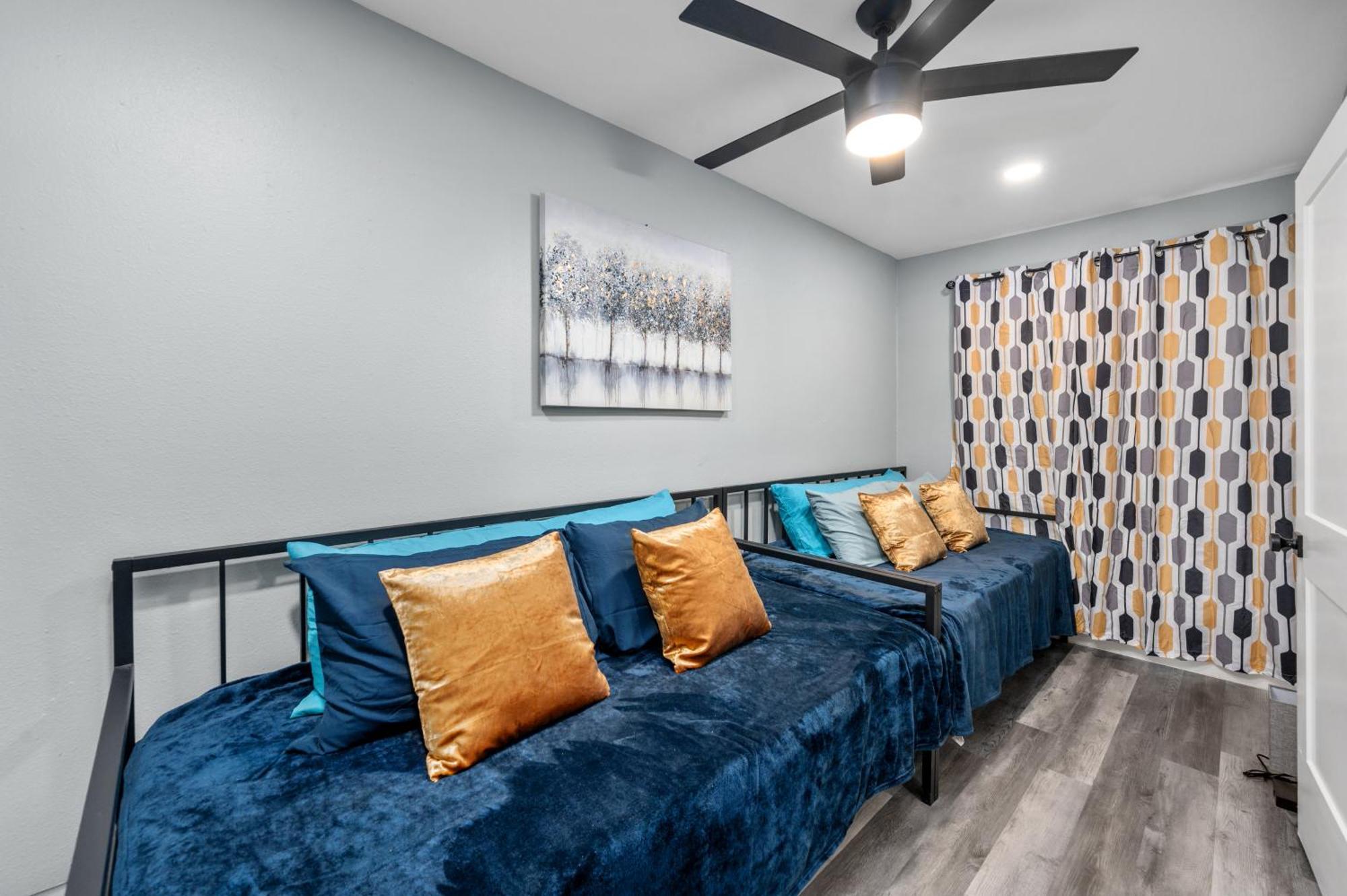 Warm Heights 2Br With Pool & Free Parking Apartment Хюстън Екстериор снимка